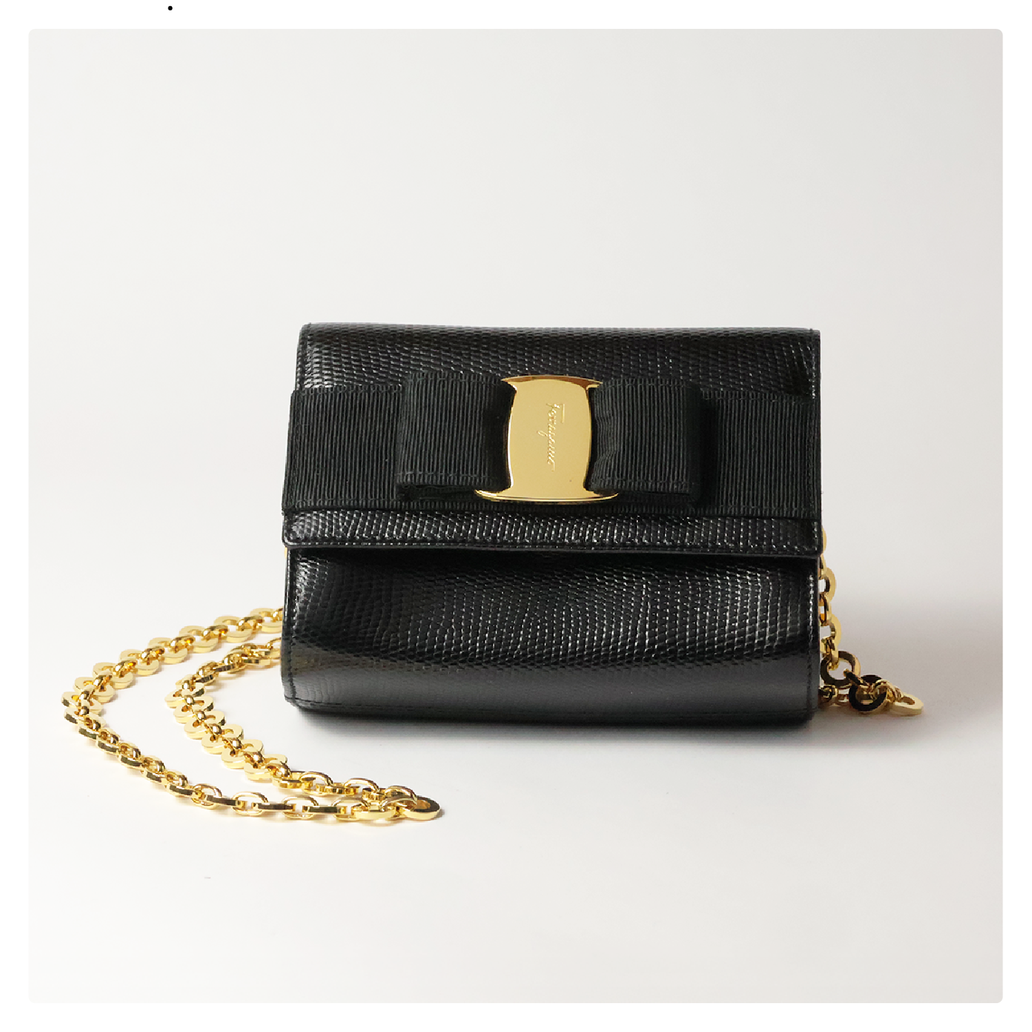 mｍczo さん購入予定Salvatore Ferragamo チェーンバッグ 楽天市場】フェラガモ FERRAGAMO ヴァラ チェーントートバッグ